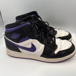 Nike Air Jordan Basketball Sneakers Iris Black Court Purple - Size 7Y